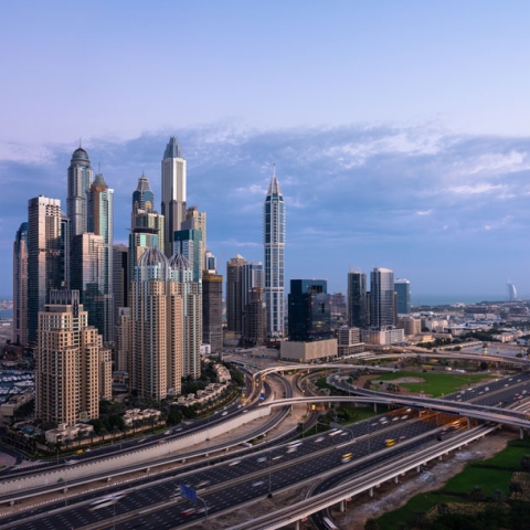  ما هي ملامح "أجندة دبي الاقتصادية D33"؟