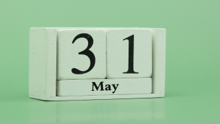 صور: "سنة مايو الكبيسة".. 5 عوامل نفسية وراء شعورنا بطول هذا الشهر