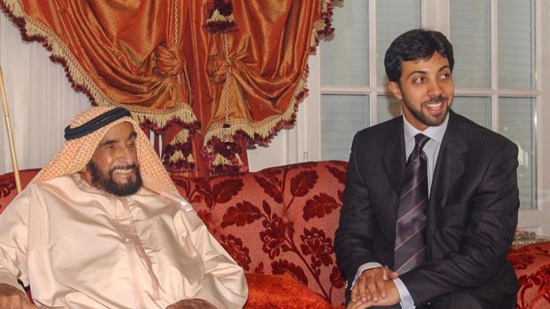 صور: أول يوم عمل لمنصور بن زايد في مكتب الشيخ زايد آل نهيان طيب الله ثراه