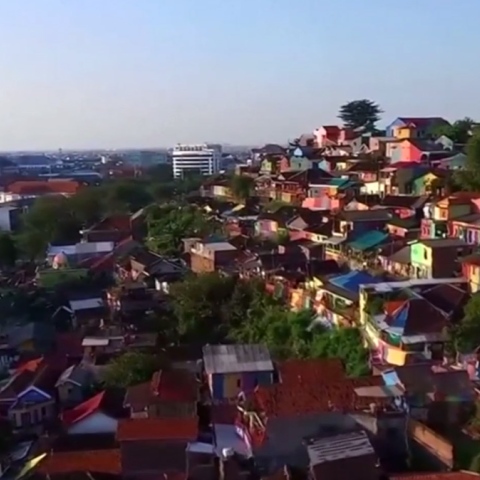 Photo: Rainbow Village