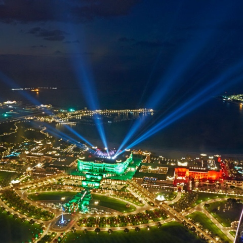  Abu Dhabi: Father of Deer