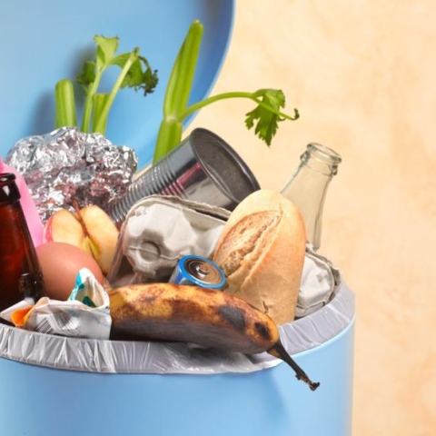  When should you get rid of food?