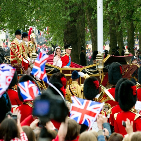 Photo: Famous British Royal Weddings