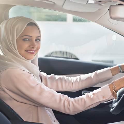 Photo: Saudi women get behind the wheel