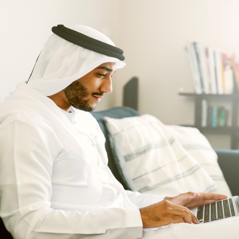Photo: UAE Comes Out Strong in Internet Usage