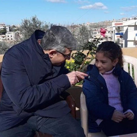  طفلة لبنانيّة تُطالب بتمديد الإجازة الأسبوعيّة لثلاثة أيام