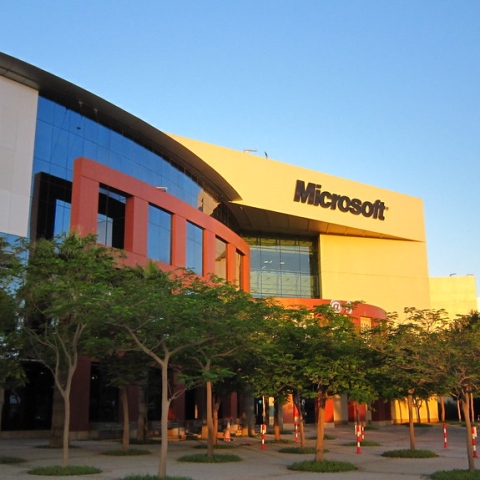 صور: مايكروسوفت “مركز التميز للطاقة” في الإمارات