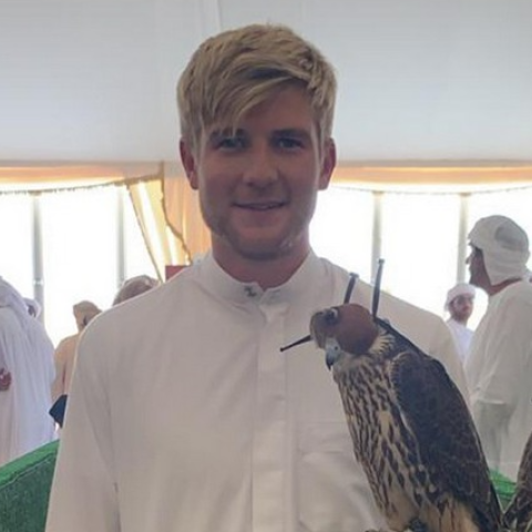 Photo: Harry Garland: British falconer with an Emirati spirit