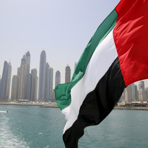 صور: هل تعلم أن الإمارات غيّرت نظام عملها الأسبوعي عدة مرات؟