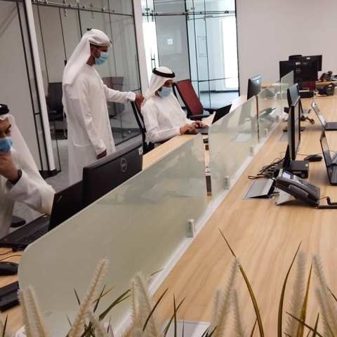 صور: ماذا قال سكان الإمارات عن التغيير الجذري لنظام أيام العمل؟