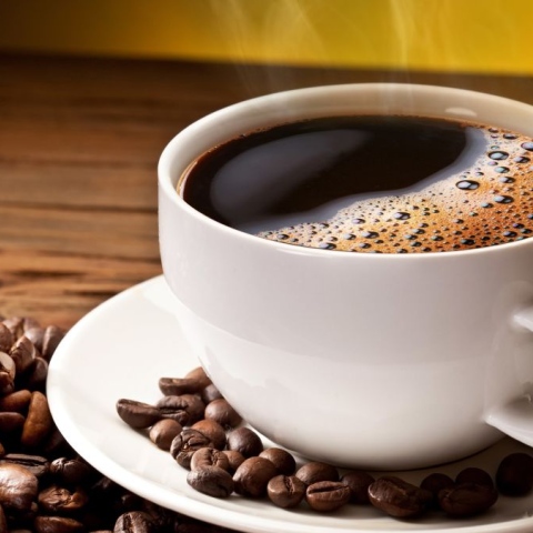 ${rs.image.photo} شاهد رحلة كوب القهوة قبل أن يصل إليك في مقهى Raw في دبي