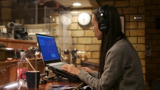 صور: في طوكيو اليابانية.. مقهى يساعد الكُتاب على إنجاز أعمالهم!