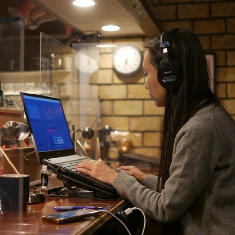 ${rs.image.photo} في طوكيو اليابانية.. مقهى يساعد الكُتاب على إنجاز أعمالهم!